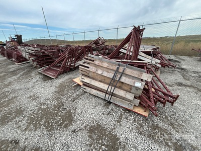 Quantity of Concrete Formwork Brace/Supports Divers - Équipement à béton