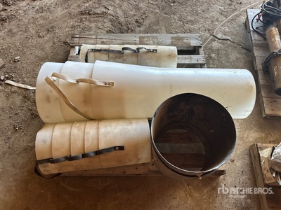 Quantity of (5) Auger Spouts & Air Seeder Hose Pièces diverses
