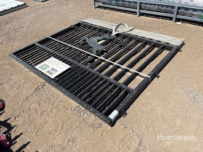 13 ft 8 in x 5 ft 9 in Wrought Iron Bi-Parting Puerta de entrada (Unused)