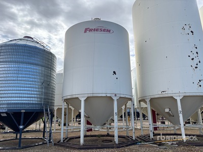 Friesen +/- 100 ton 3 Ring Fertilizer Hopper Grain Bin