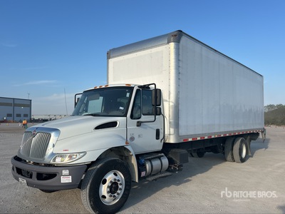 2019 International 4300 4x2 Autocarro furgonato