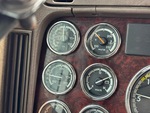 Cab with Oil Pressure