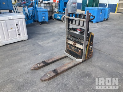 2016 Yale MPB045VGN24T2748 4510 lb Electric Palletwagen