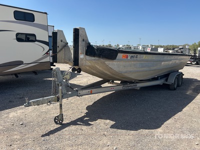 2016 Mcclain ATT2460 24 ft T/A Boat Trailer
