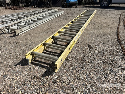 Featherlite 31 ft Aluminum Extension Ladder
