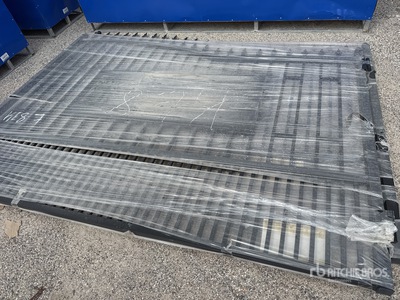 2026 SUNTOP S0720-1 20 ft x 7 ft Wrought Iron Bi-Parting Driveway Gate (Unused)
