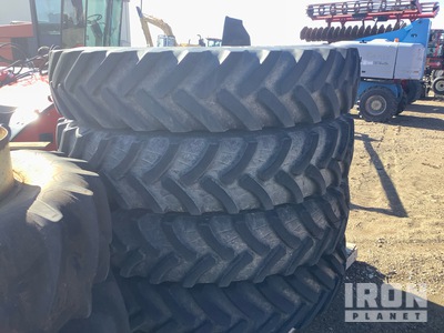 Quantity of Michelin 380-90R46 380-90R46 を見 Tires
