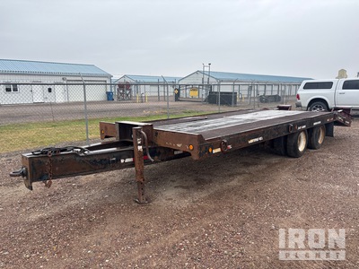 1996 Towmaster T-40 19 ft T/A Remolque Portamaquinaria