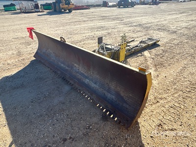 Degelman Industries 144 in Blade Attachment