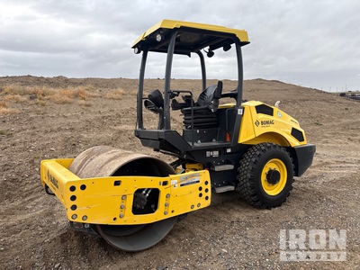 2022 Bomag BW145D Gładka zagęszczarka bębnowa