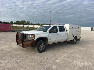 2016 GMC Sierra 3500HD 4x4 Crew Cab Utility Truck