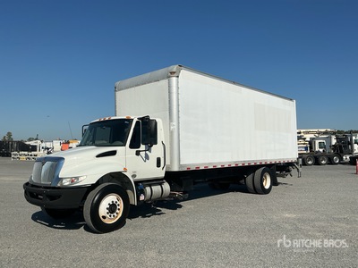 2018 International 4300 4x2 Van Truck