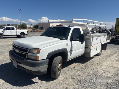 2006 Chevrolet Silverado 3500 4x2 Autocarro cassone fisso