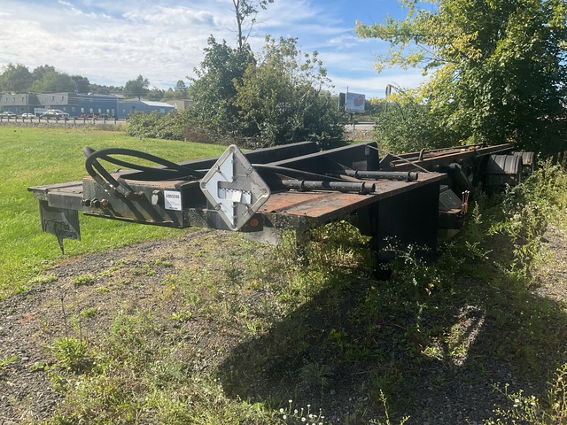 2007 Dragon T/A Roll-Off Trailer
