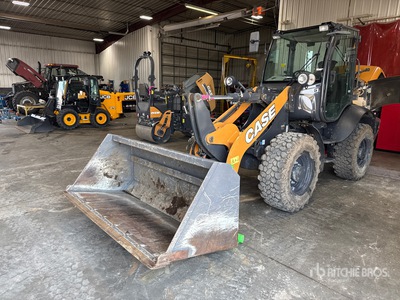 2021 Case 321F Ładowarka kołowa