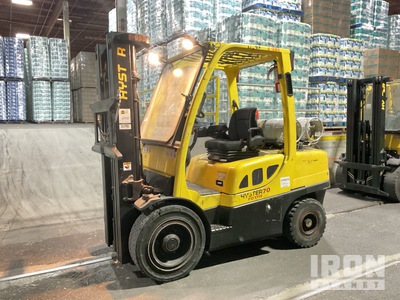 2007 Hyster H70FT 5350 lb Pneumatic Tire Forklift