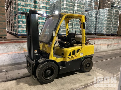 2011 Hyster H70FT 3400 lb Pneumatic Tire Forklift