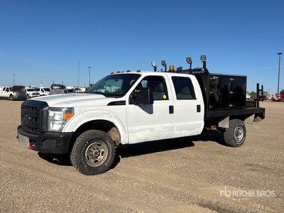 2015 Ford F-350 XL 4x4 Crew Cab Camion à Plateau