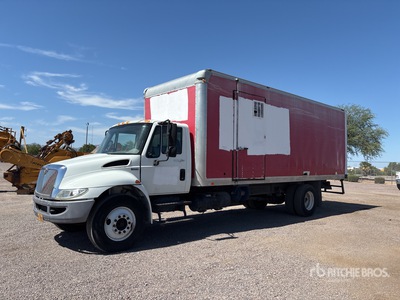 2015 International 4300 4x2 Van Truck
