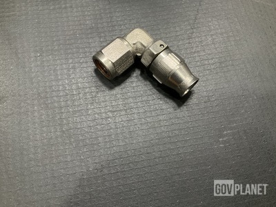 (19) Aeroquip MS27060-4C Tube to Hose Elbows