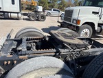 4 Underbody - Truck with 