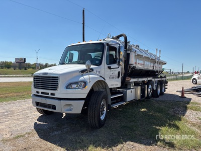 2015 Freightliner M2 106 8x4 Vacuum Tanker Truck