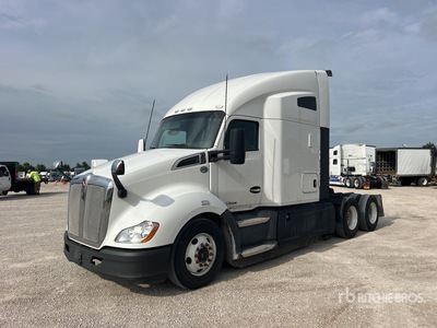 2022 Kenworth T680 6x4 Tracteur Routier Couchette
