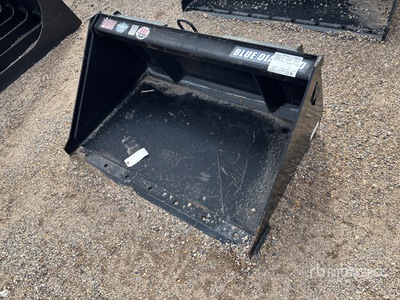 Blue Diamond 108032-26 44 in Godet pour Skid Steer