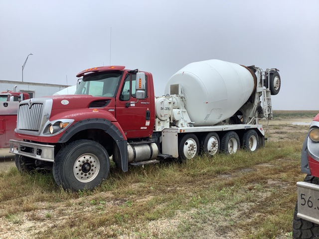 2013 International 7600 12x4 Mixer Truck 2013 International 7600 12x4 Mixer Truck