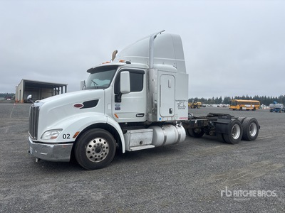 2015 Peterbilt 579 6x4 تراكتور شاحنة كابينة النوم (ثنائية المحور)