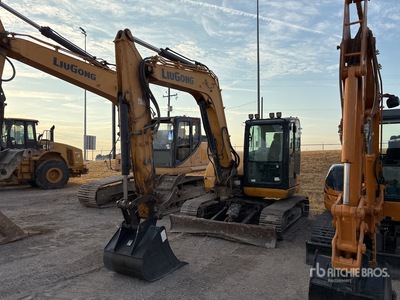 2020 LiuGong CLG900 Tracked Excavator