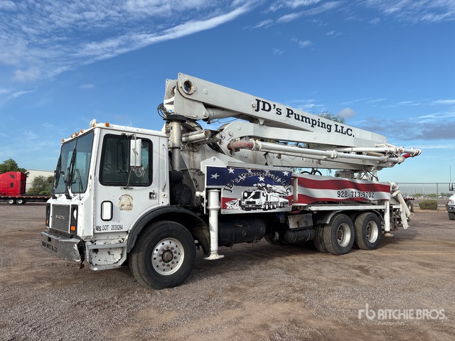 2003 Concord CCP-36X-170 118 ft on 2004 Mack MR688S 6x4 Concrete Pump Truck