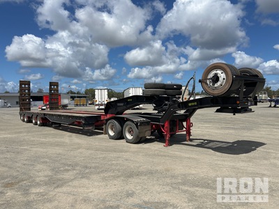 2014 Drake 4 Rows of 4 Hydraulic Deck Widening Combination Lowboy Trailer