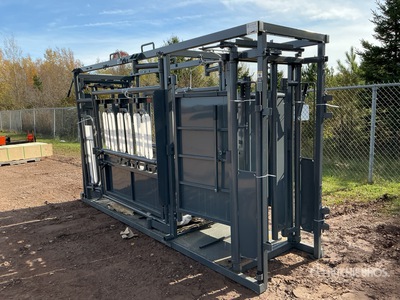 2026 BYT CC003 12 ft 6 in Upgraded Stockman Squeeze Chute (Unused)