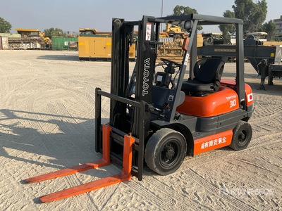 Toyota 42-6FG25 2.5 ton Forklift