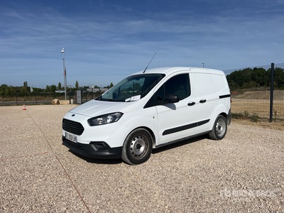 2019 Ford Transit Courier Vehicule Utilitaire Fourgon cargo