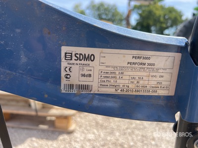 Sdmo PERF3000 3 kW Mobile Groupe Electrogene, 3000 KVA Zestaw prądotwórczy