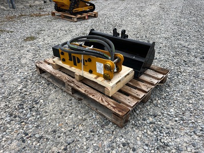 Hydraulic Breaker and 800 mm Bucket Accessoire divers pour excavatrice (Unused)