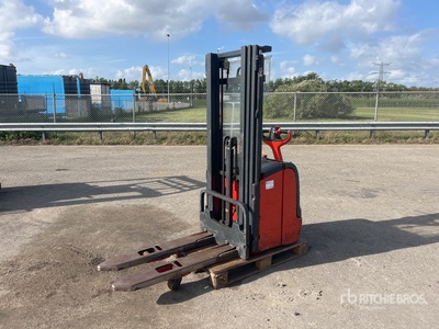 2012 Fenwick-Linde L16 Elektryczna układarka
