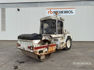 Cat CB535B Compacteur Vibrant Walec