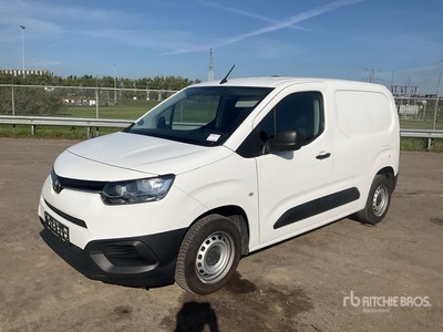 2022 Toyota Proace 1.5 D 75 KW City Duty KA L1 - panel van L1H1 Cargo Van