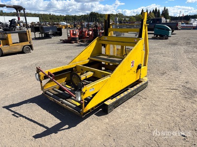 Prime Mover Pmx 4500 lb Electric Pallet Jack (Inoperable)
