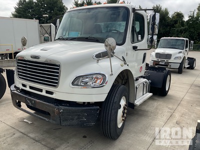 2014 Freightliner M2 106 4x2 Day Cab Truck Tractor