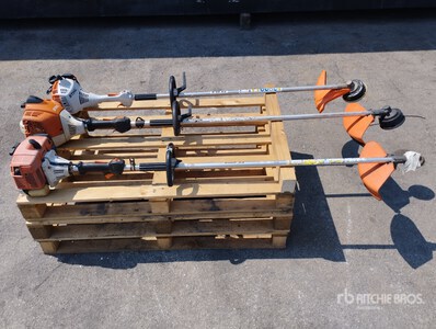 Quantity of (3) Stihl Decespugliatore