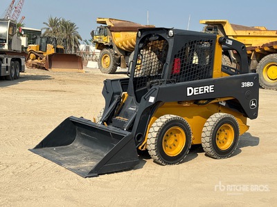 2013 John Deere 318D Mini pala