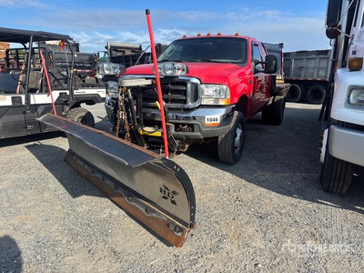 2004 Ford F-350 XL 4x4 Extended Cab 9 ft fisher plow Camion à Plateau