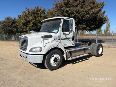 2018 Freightliner M2 112 CNG 4x2 Day Cab Prime Mover