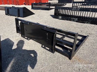 2026 Kit Containers QT-LP 72 in Skid Steer Landplane