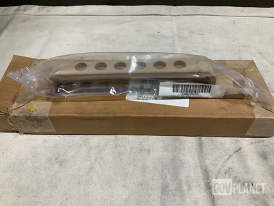 (56) Oshkosh 3932900 Manual Control Handles