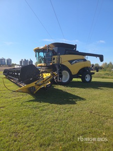 2004 New Holland CR970 Cosechadora